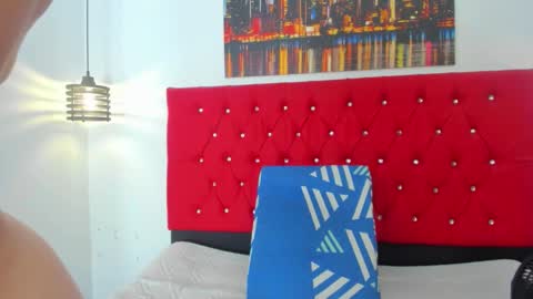 Carolina online show from 12/14/25, 05:07