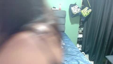 Snapshot of sweet__nikol chatting on 02/28/25, 05:37 Nikol online show from 02/28/25, 05:37