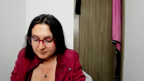 sweet__suck69bitch online show from 12/17/24, 06:02
