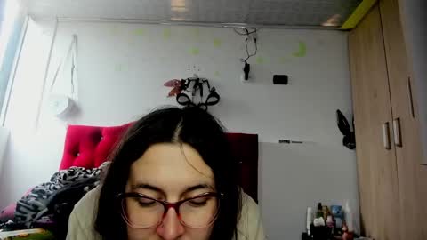 sweet__suck69bitch online show from 01/05/25, 07:17