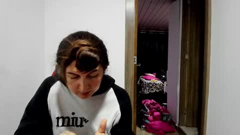 sweet__suck69bitch online show from 02/19/25, 05:16