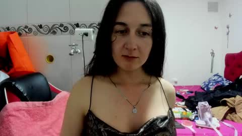 sweet__suck69bitch online show from 06/05/26, 04:41