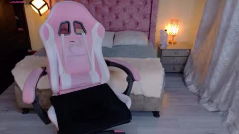 sweet__thang online show from 10/03/25, 06:43