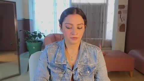 sweet_ahinara online show from 12/01/25, 07:52