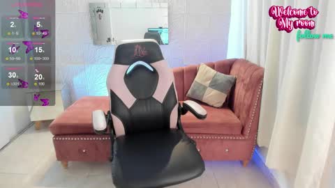 Alice online show from 02/13/25, 04:07