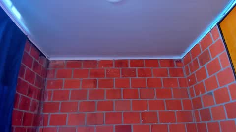 sweet and hot alaia online show from 11/19/25, 09:59