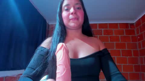 sweet and hot alaia online show from 01/08/26, 11:29