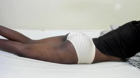 sweet_arya1 online show from 10/27/25, 06:01