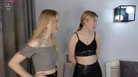 Snapshot of sweet_barbei chatting on 03/17/26, 03:11 My name is Margo Please Thumbs up me online show from 03/17/26, 03:11