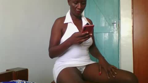 bella online show from 02/03/25, 06:56