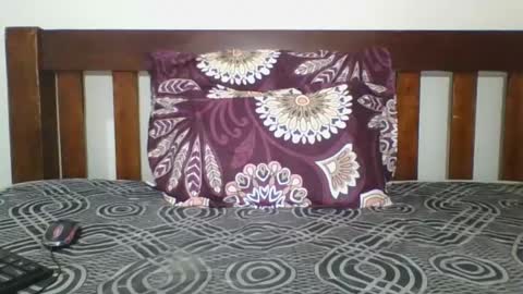 bella online show from 03/10/25, 10:45