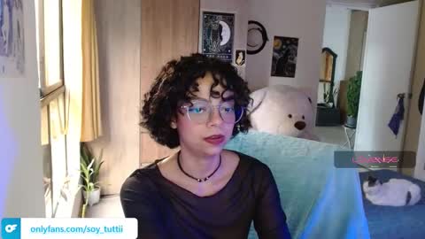 Snapshot of sweet_bluee chatting on 03/11/26, 10:38 Tutti online show from 03/11/26, 10:38