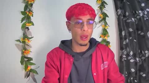 Snapshot of sweet_boy2224 chatting on 11/25/25, 03:50 sweet_boy2224 online show from 11/25/25, 03:50