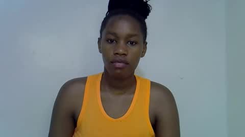 sweet_brown9 online show from 10/17/25, 09:56