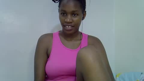 sweet_brown9 online show from 10/18/25, 10:21