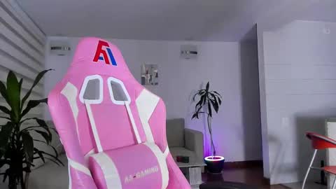 Snapshot of sweet_brunette88 chatting on 02/23/25, 03:13 sweet_brunette88 online show from 02/23/25, 03:13