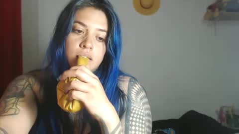 Snapshot of sweet_bubblee chatting on 09/25/25, 01:31 Bubbles online show from 09/25/25, 01:31