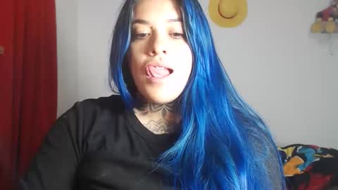 Snapshot of sweet_bubblee chatting on 09/29/25, 02:49 Bubbles online show from 09/29/25, 02:49