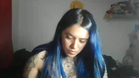 Snapshot of sweet_bubblee chatting on 10/16/25, 04:02 Bubbles online show from 10/16/25, 04:02