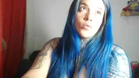 Snapshot of sweet_bubblee chatting on 10/22/25, 02:12 Bubbles online show from 10/22/25, 02:12