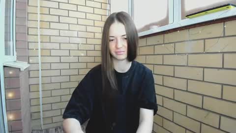 Snapshot of sweet_bun__ chatting on 05/20/26, 08:53 Christina online show from 05/20/26, 08:53