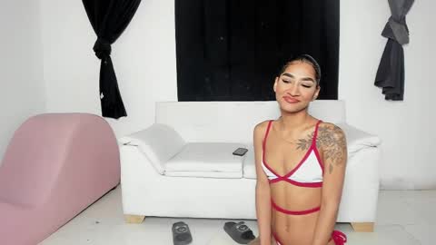 x Angelica Daniels - mod  Tio willy online show from 05/19/26, 01:11