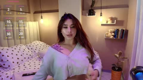 Camila online show from 12/19/24, 01:39