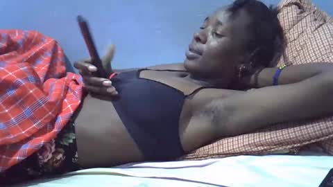 Snapshot of sweet_candie01 chatting on 03/19/26, 07:07 sweet_candie01 online show from 03/19/26, 07:07