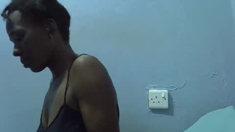 Snapshot of sweet_candie01 chatting on 03/20/26, 07:24 sweet_candie01 online show from 03/20/26, 07:24