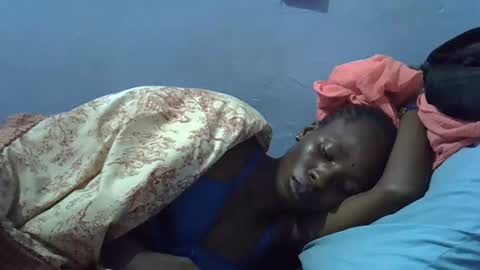 Snapshot of sweet_candie01 chatting on 04/06/26, 04:46 sweet_candie01 online show from 04/06/26, 04:46