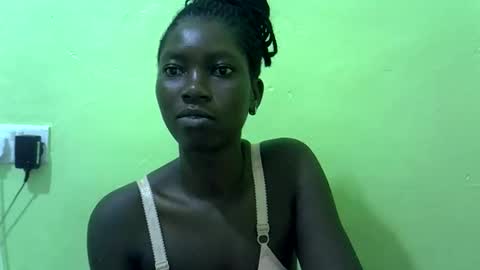 sweet_cherie1 online show from 02/13/26, 06:09