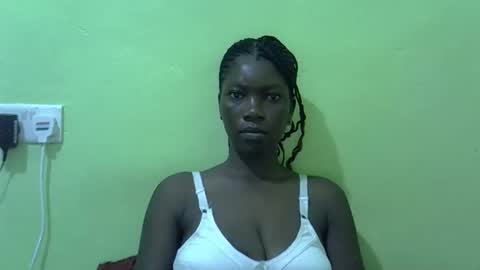Snapshot of sweet_cherie1 chatting on 04/11/26, 06:40 sweet_cherie1 online show from 04/11/26, 06:40
