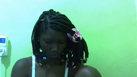 sweet_cherie1 online show from 05/10/26, 04:50