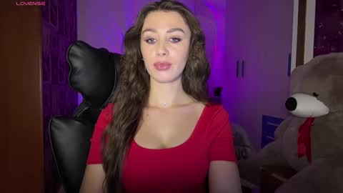 Snapshot of sweet_cherry_n chatting on 11/19/25, 09:26 Sweet Cherry online show from 11/19/25, 09:26