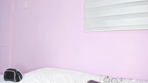 Snapshot of sweet_couples1 chatting on 01/07/25, 11:14 sweet_couples1 online show from 01/07/25, 11:14