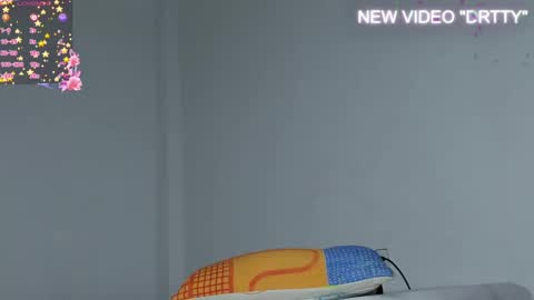 ZAFIRO QUIROZ online show from 01/31/25, 12:06