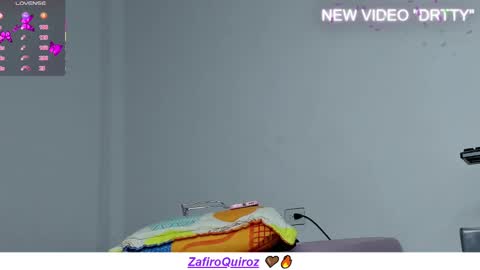 ZAFIRO QUIROZ online show from 02/28/25, 02:53