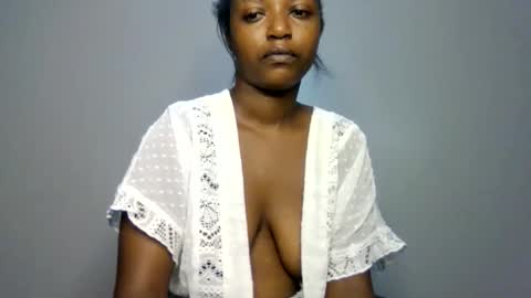 Snapshot of sweet_ebony001 chatting on 03/24/26, 03:00 sweet_ebony001 online show from 03/24/26, 03:00