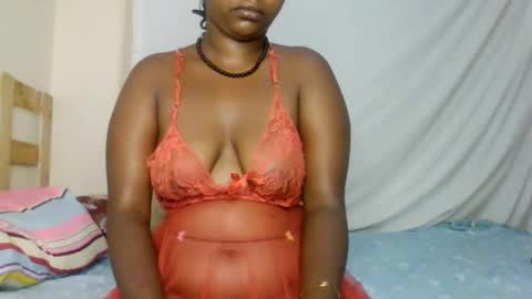 Snapshot of sweet_ebony001 chatting on 06/09/26, 03:18 sweet_ebony001 online show from 06/09/26, 03:18