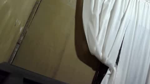 Echa online show from 10/23/25, 10:19