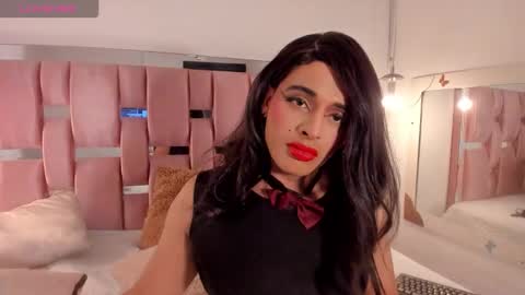 sweet_eliizabeth online show from 10/27/25, 11:25