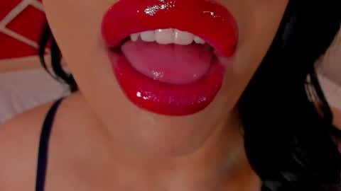 Snapshot of sweet_eliizabeth chatting on 07/06/26, 12:46 sweet_eliizabeth online show from 07/06/26, 12:46