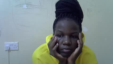 Snapshot of sweet_elisa001 chatting on 04/28/26, 02:55 Edah online show from 04/28/26, 02:55