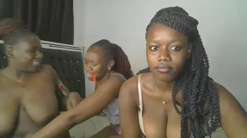 sweet_ella6 online show from 04/03/26, 01:58