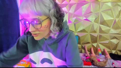  emmili  online show from 12/27/24, 03:59