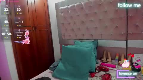 Snapshot of sweet_emmili chatting on 01/09/26, 12:19 emmili online show from 01/09/26, 12:19