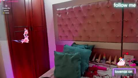 Snapshot of sweet_emmili chatting on 02/09/26, 11:58 emmili online show from 02/09/26, 11:58