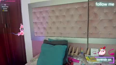 Snapshot of sweet_emmili chatting on 04/15/26, 12:34 emmili online show from 04/15/26, 12:34