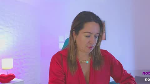 Snapshot of sweet_evans___ chatting on 04/01/26, 03:18 Sweet Evans online show from 04/01/26, 03:18