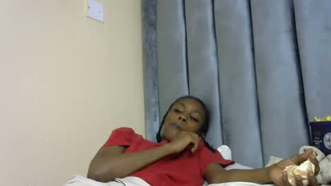 Snapshot of sweet_freaky chatting on 07/06/26, 12:40 sweet_freaky online show from 07/06/26, 12:40